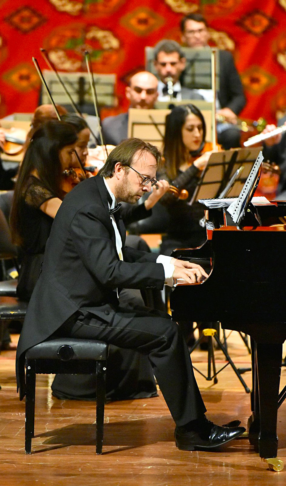Italiýaly pianinoçy Roberto Prosseda Aşgabatda konsert berdi
