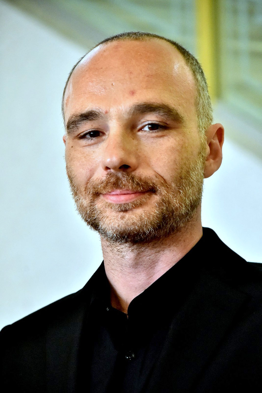 Suwdaky reňkler: aşgabatlylar ebru suratlaryny çekmegiň syrlary bilen tanyşdylar