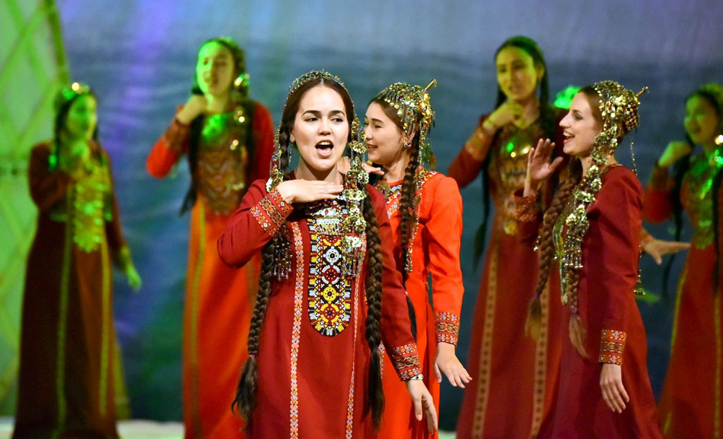 «Medeniýet hepdeligi — 2019» sungatyň täze eserleri bilen baýlaşdy