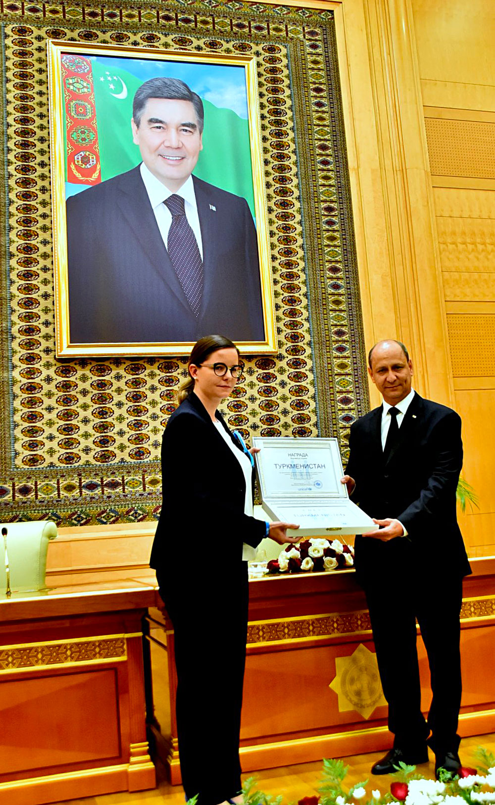 Türkmen we dünýä lukmançylygynyň gazananlarynyň Aşgabat sergisi