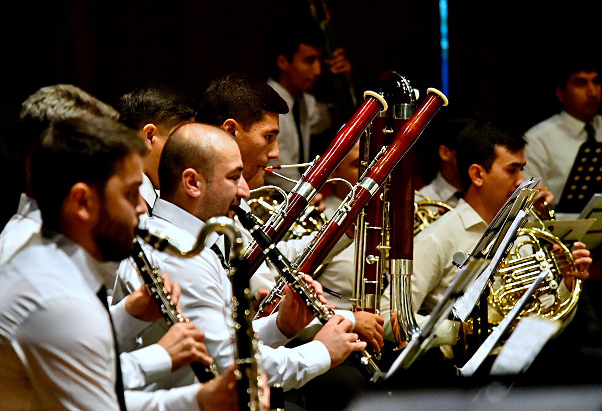 Resul Gylyjowyň ýolbaşçylygyndaky orkestr  aýdym-saz muşdaklaryna naýbaşy eserleri peşgeş etdi