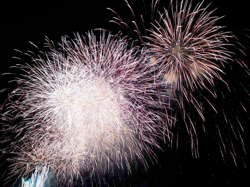 Hazar sebitiniň ýurtlarynyň halklarynyň dostlugynyň hormatyna uly konsert