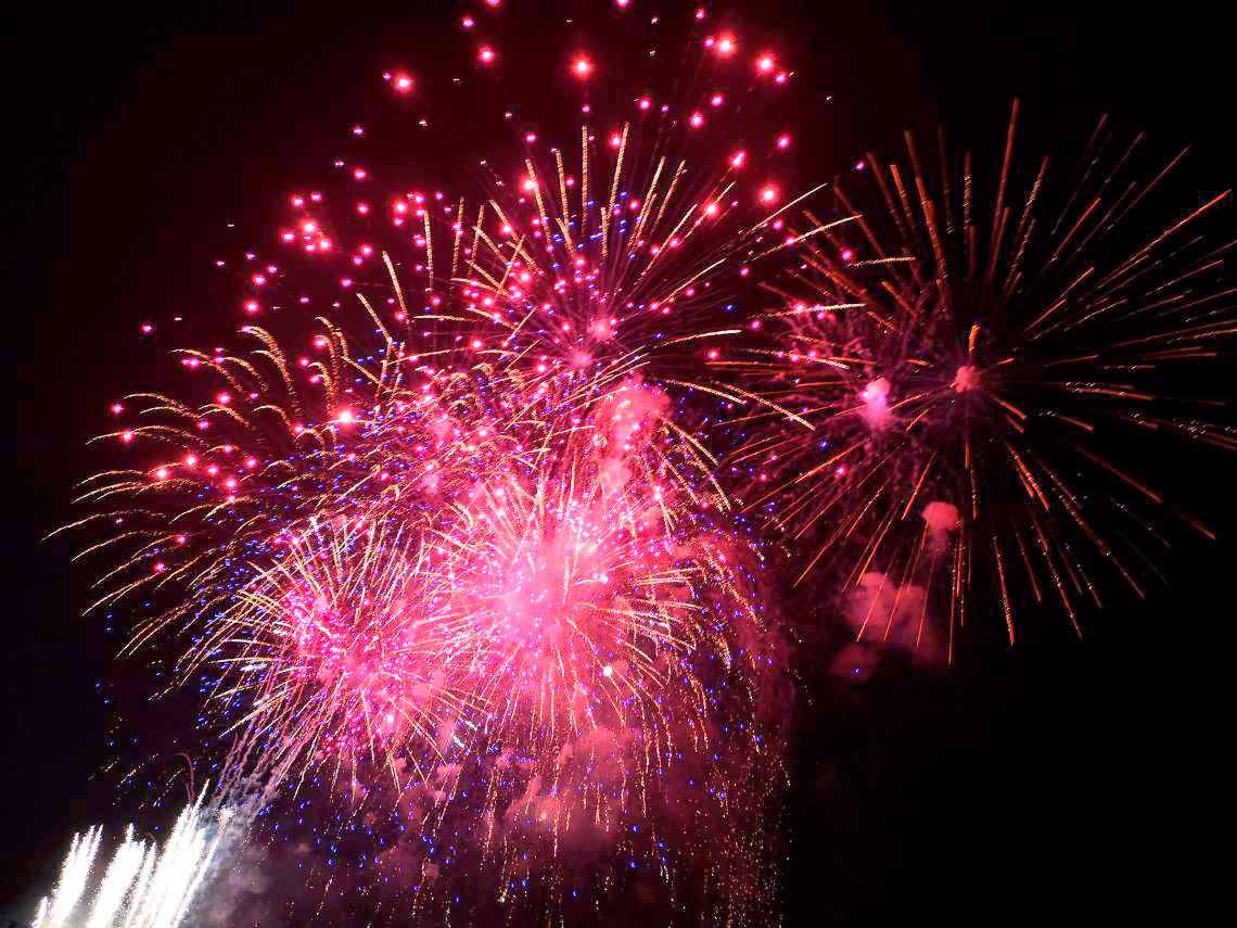 Hazar sebitiniň ýurtlarynyň halklarynyň dostlugynyň hormatyna uly konsert