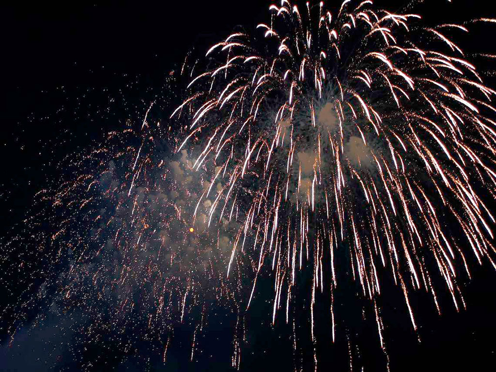 Hazar sebitiniň ýurtlarynyň halklarynyň dostlugynyň hormatyna uly konsert