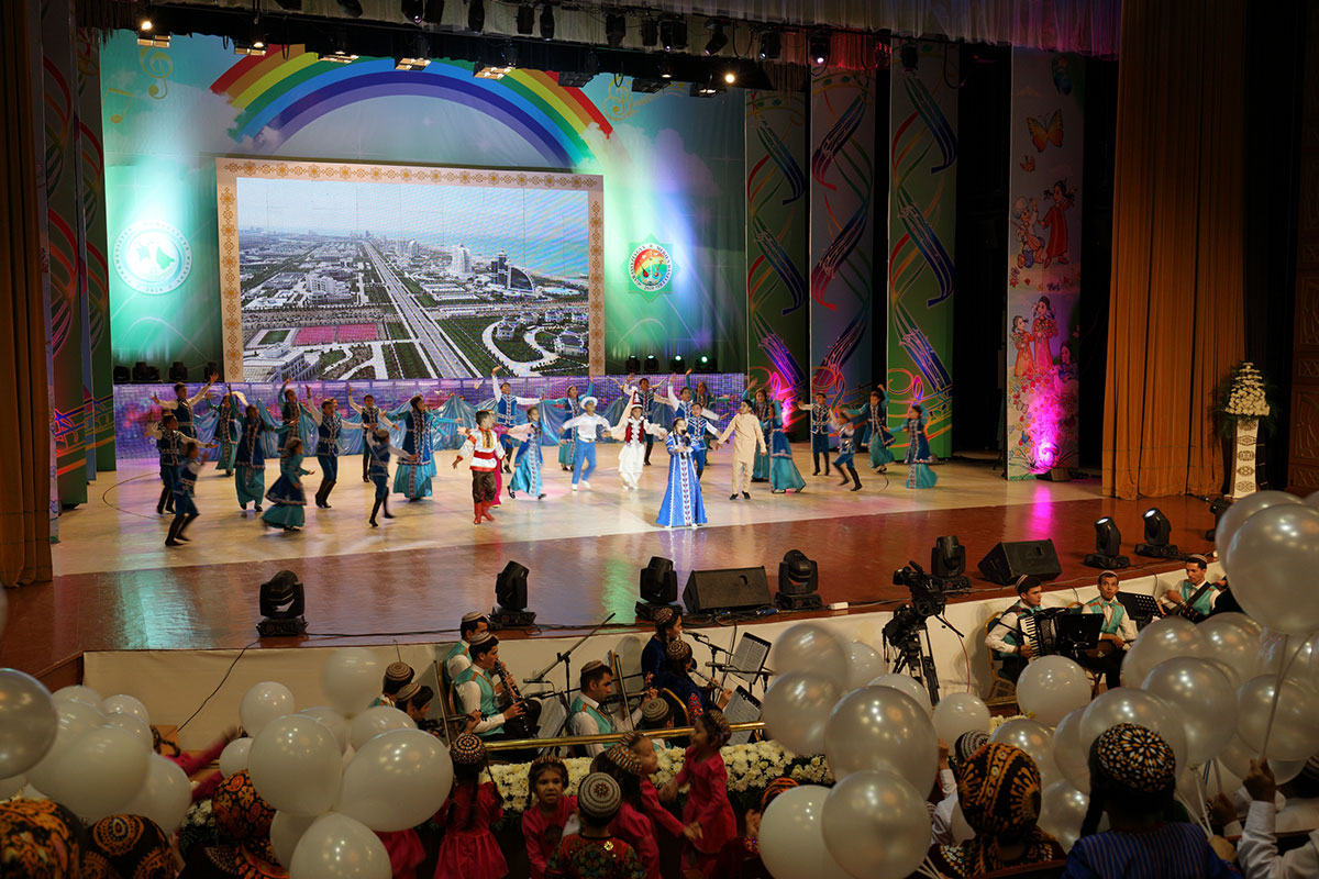 Zehinli çagalaryň «Garaşsyzlygyň merjen däneleri» bäsleşiginiň jemleýji konserti