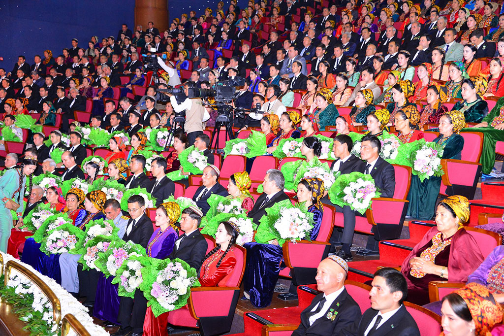 Состоялось торжество в честь удостоенных званий и премии деятелей культуры и искусства  