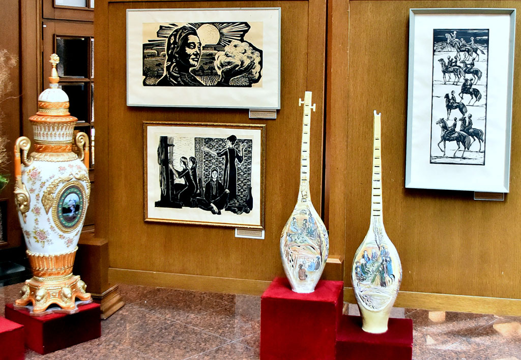 28-й годовщине независимости посвящена выставка в Государственном музее