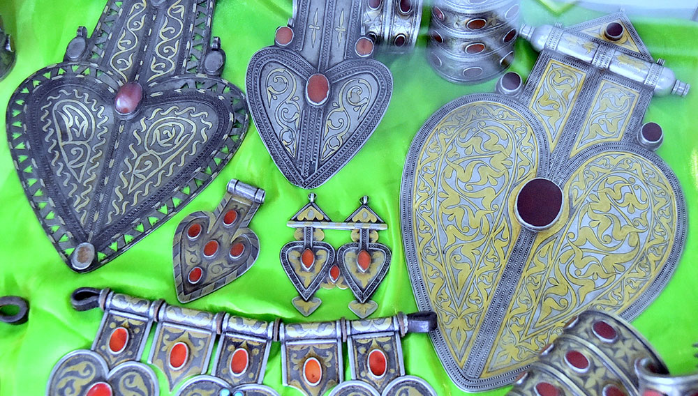 Türkmenabadyň zergärçilik zawody önümleriň täze görnüşlerini önümçilige ornaşdyrdy