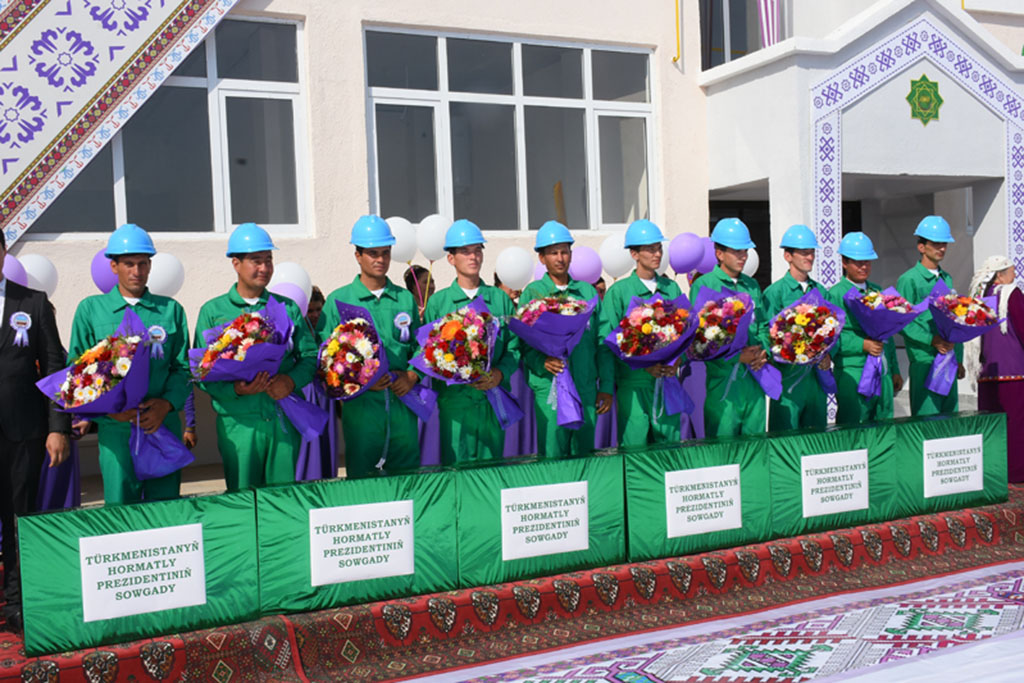 Baýramçylygyň öň ýanynda Watanymyzyň sebitlerinde täze binalar açyldy