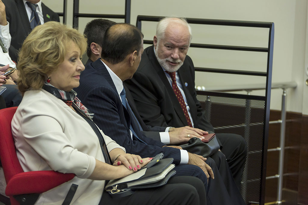 Итоги Ашхабадского саммита глав государств СНГ стали темой брифинга в МИД  