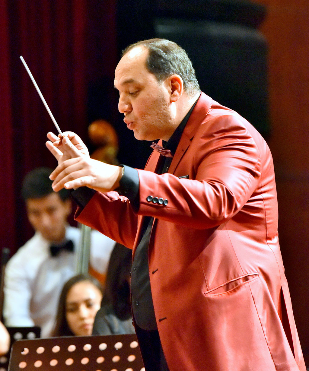 В Ашхабаде с успехом прошла премьера симфонической поэмы Ровшана Непесова «Amadeus» 