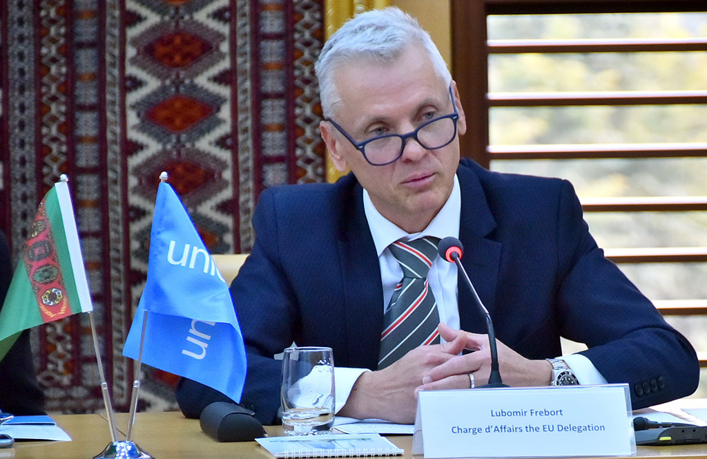 Türkmenistanda Çaganyň hukuklary boýunça Konwensiýanyň kabul edilmeginiň 30 ýyllygy bellenildi