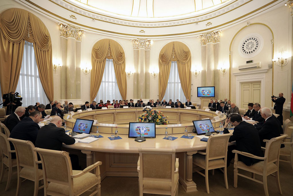 Снг отзывы. Международные организации снг. Снг краткая характеристика. Снг краткая характеристика. Заседание совета министров иностранных дел снг.