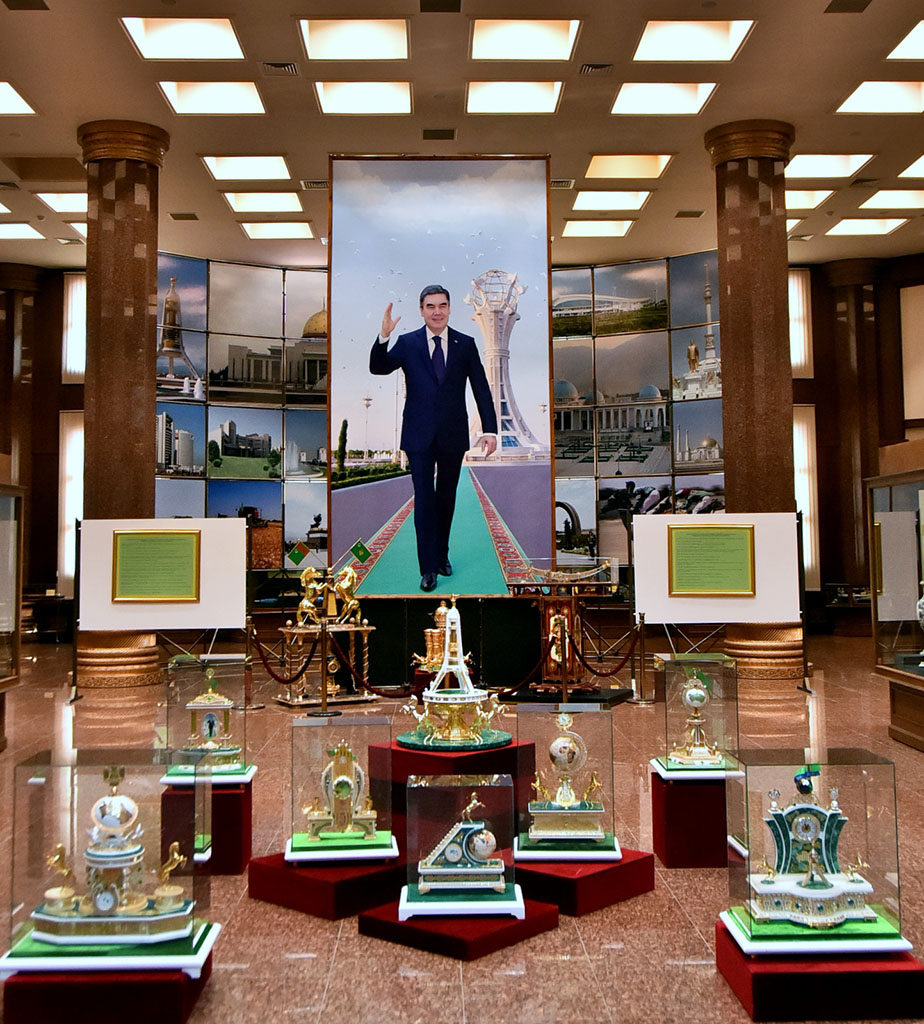 Художественное посвящение Международному дню нейтралитета 