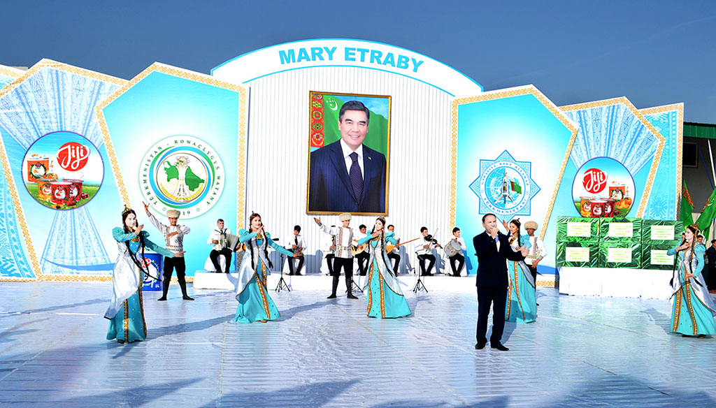 Baýramçylygyň öň ýanynda Watanymyzyň sebitlerinde täze binalar ulanylmaga berildi