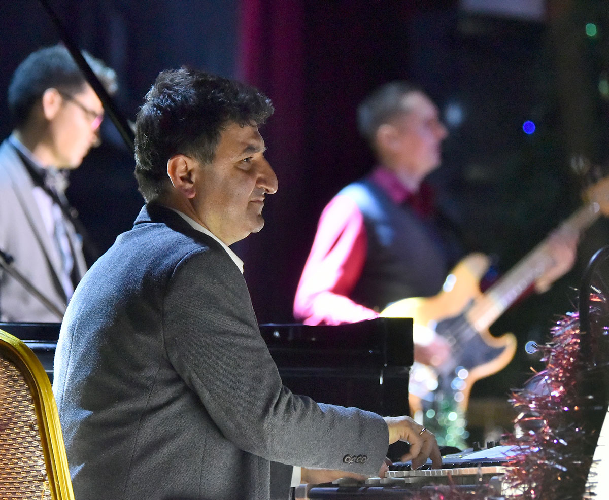 Aşgabatlylara  meşhur italýan aýdymlary  peşgeş edildi