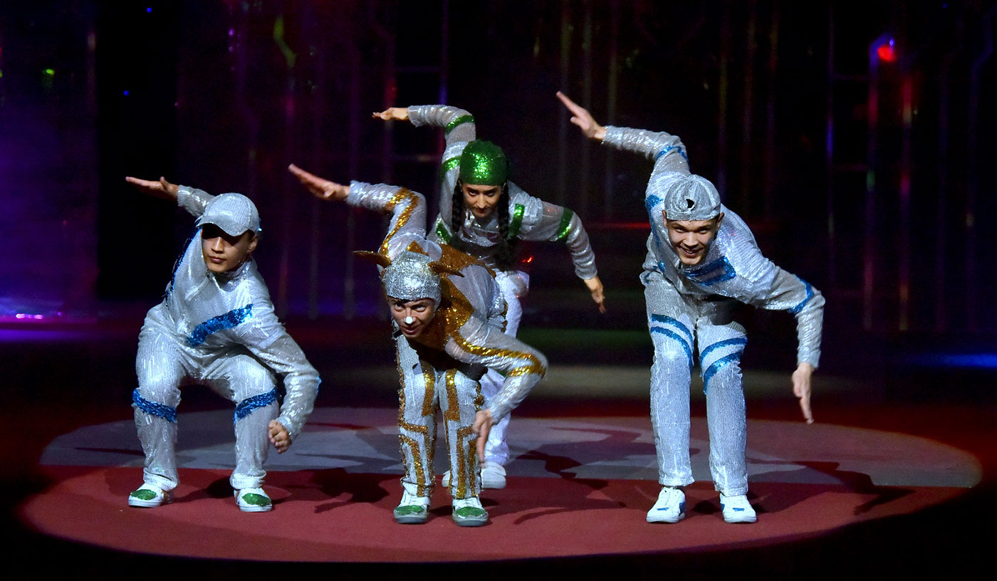 Ertekä kreatiw syýahat: Baş drama teatrynyň Täze ýyl premýerasy