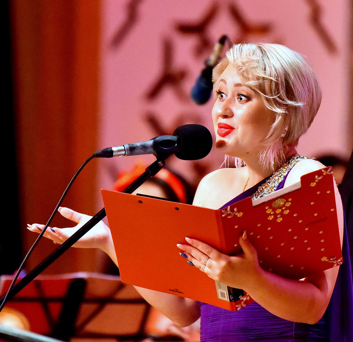 «Gysaç» Aşgabat sahnasynda: Resul Gylyjowyň ýolbaşçylygyndaky orkestr erteki peşgeş etdi