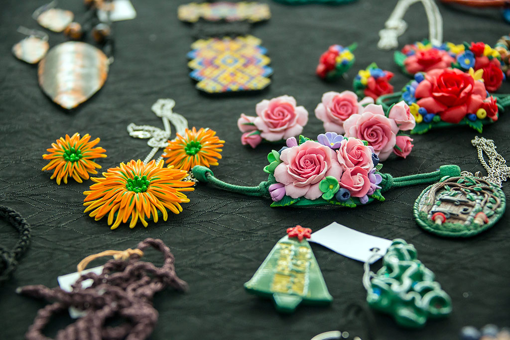 Торгово-развлекательный центр «Багтыярлык» приглашает на праздничный арт-базар 