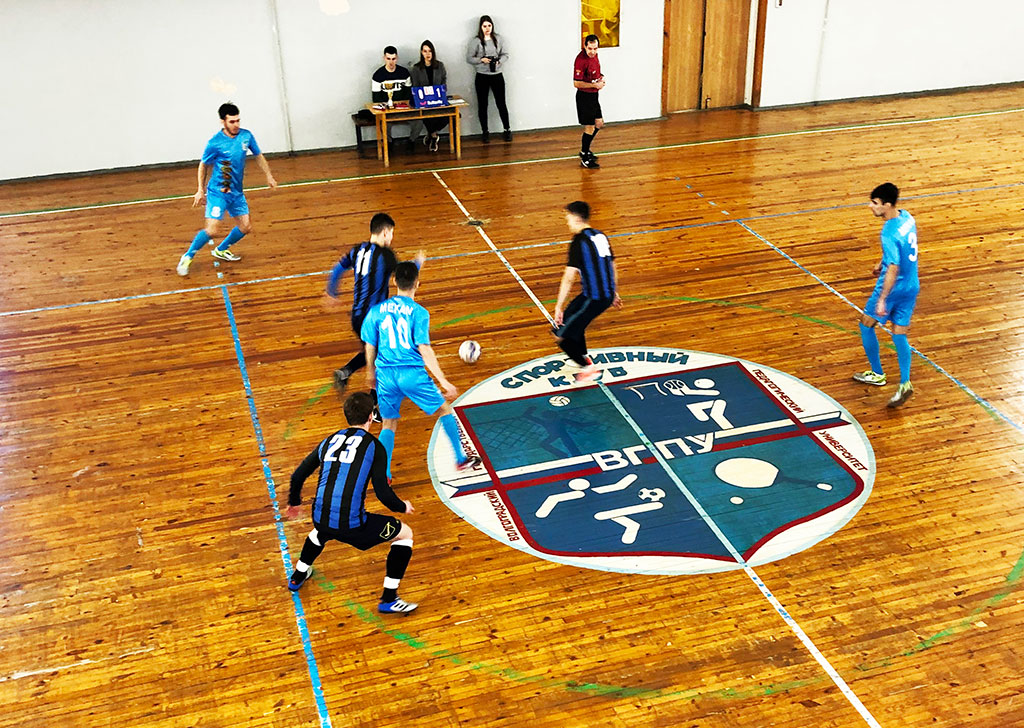 В Волгограде созданы фольклорная группа и футбольная команда из представителей туркменской молодёжи 