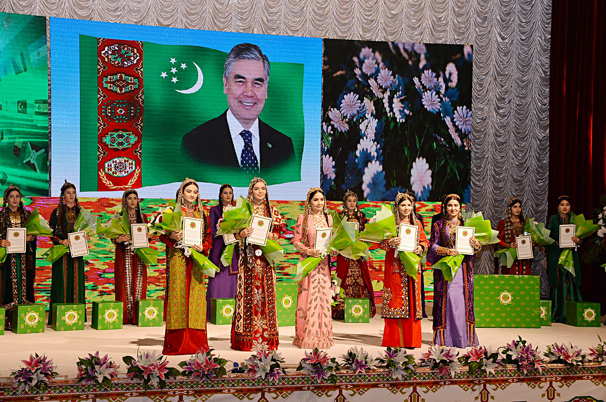 «Talyp gözeli-2020 » bäsleşiginiň ýeňijisi kesgitlenildi