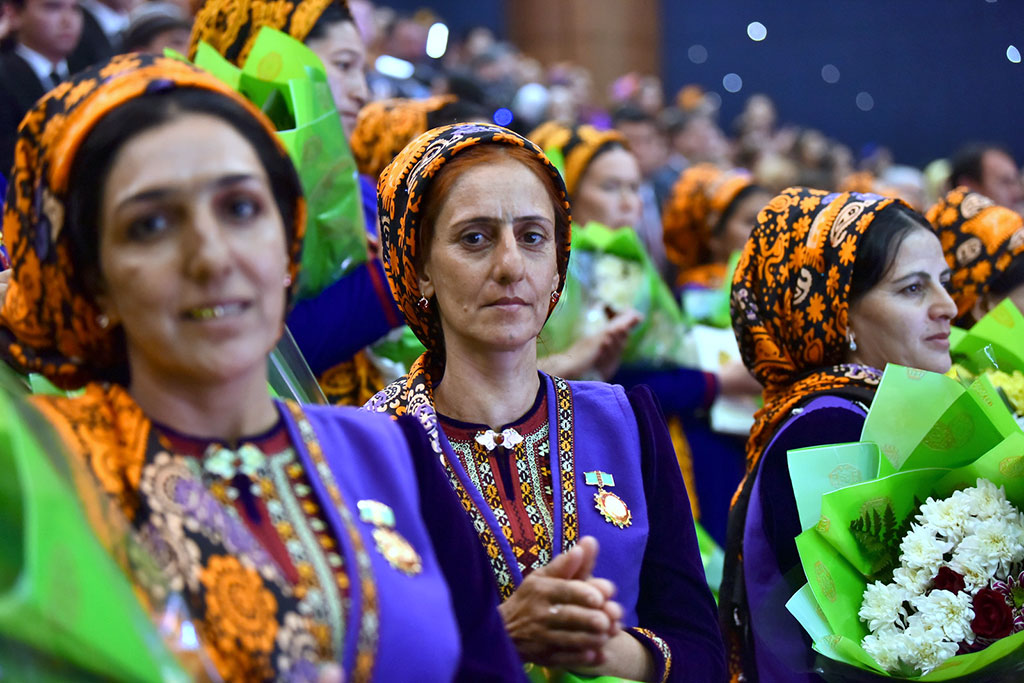 Halkara zenanlar güni mynasybetli dabaralar