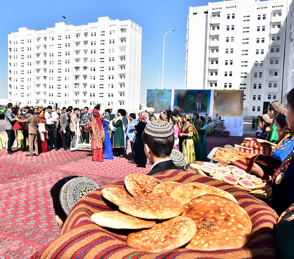 Halkara zenanlar güni mynasybetli dabaralar