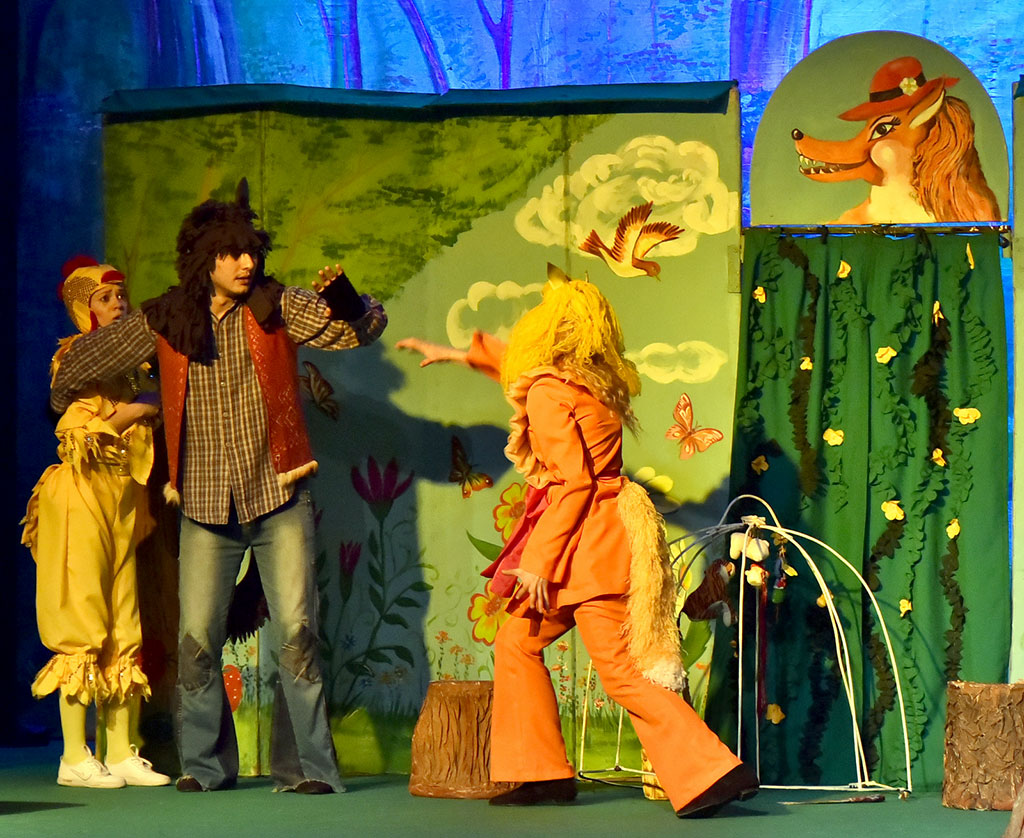 Puşkin adyndaky teatrynyň täze oýny maşgala gymmatlyklary barada