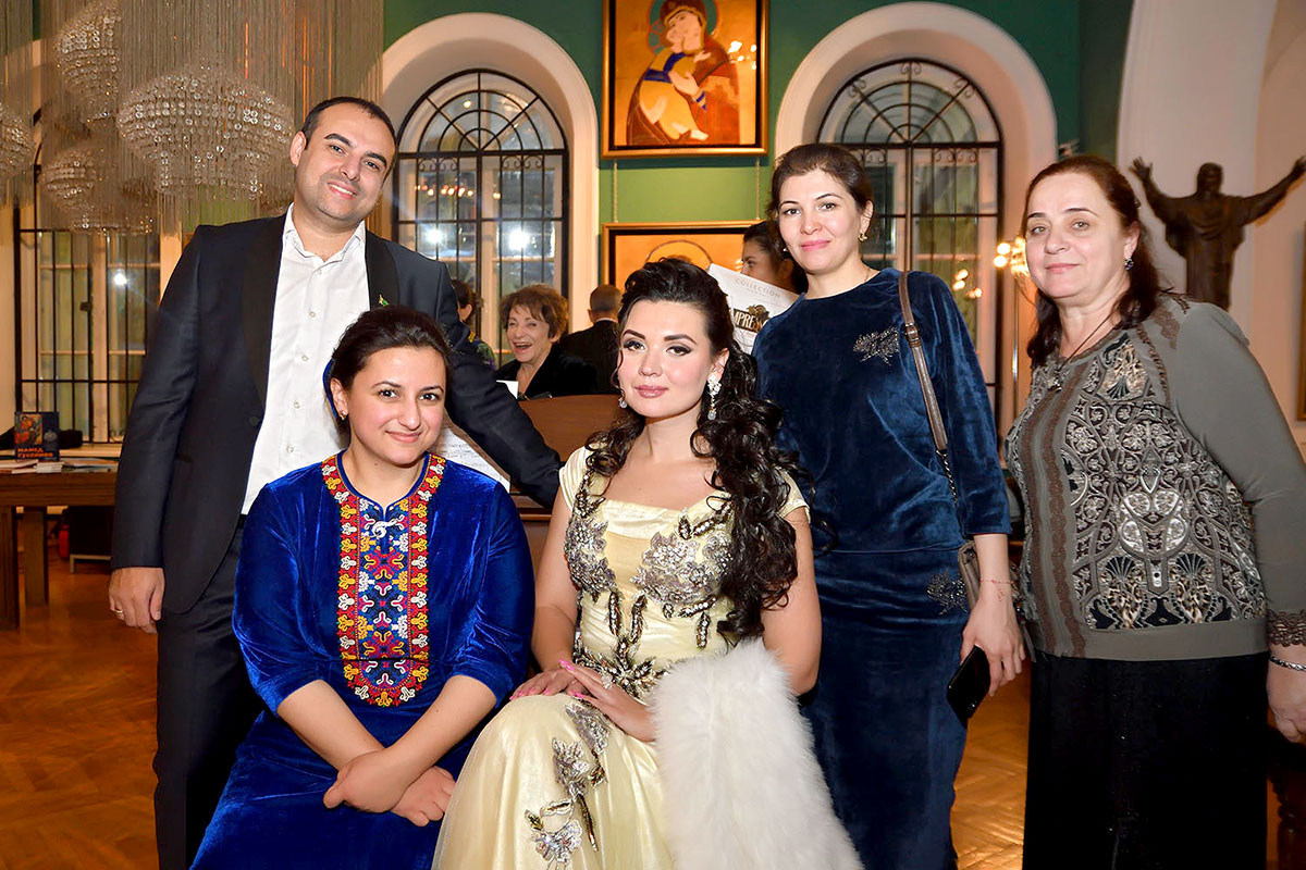 В рамках Международного фестиваля «Звуки дутара» объявлен конкурс произведений на стихи Курбанназара Эзизова 