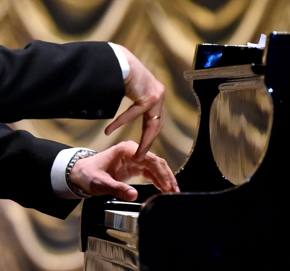 Aşgabatda Golliwudyň filmerine iň gowy sazlar ýaňlanar: Resul Gylyjowyň täze taslamasy 