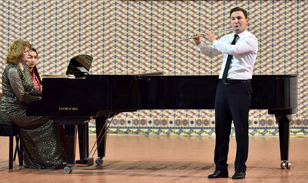 Преподаватели и студенты консерватории исполнили произведения Петра Чайковского 