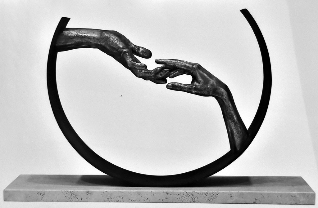 Fotosurat  sungaty arkaly durmuşa garaýyş 