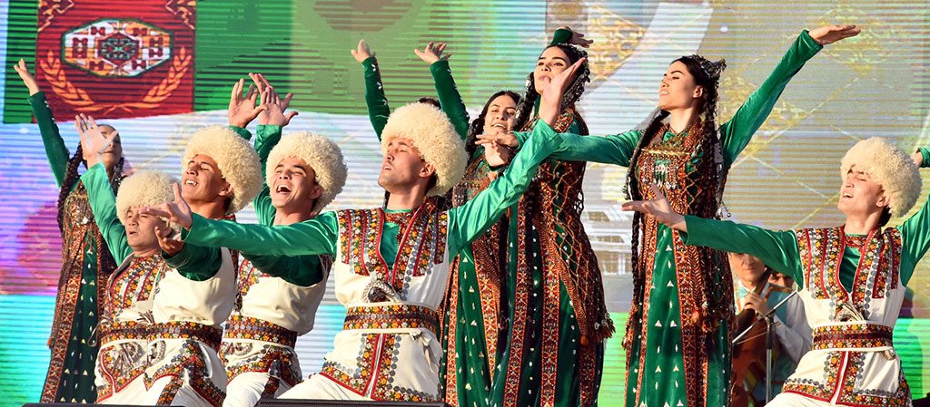 Ярким финалом праздничного дня стал концерт мастеров искусств