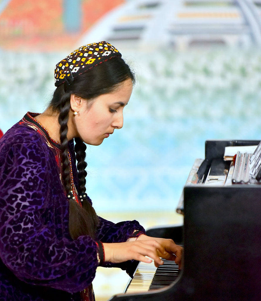 Fortepiano ussatlygy: konserwatoriýanyň uçurymynyň konserti