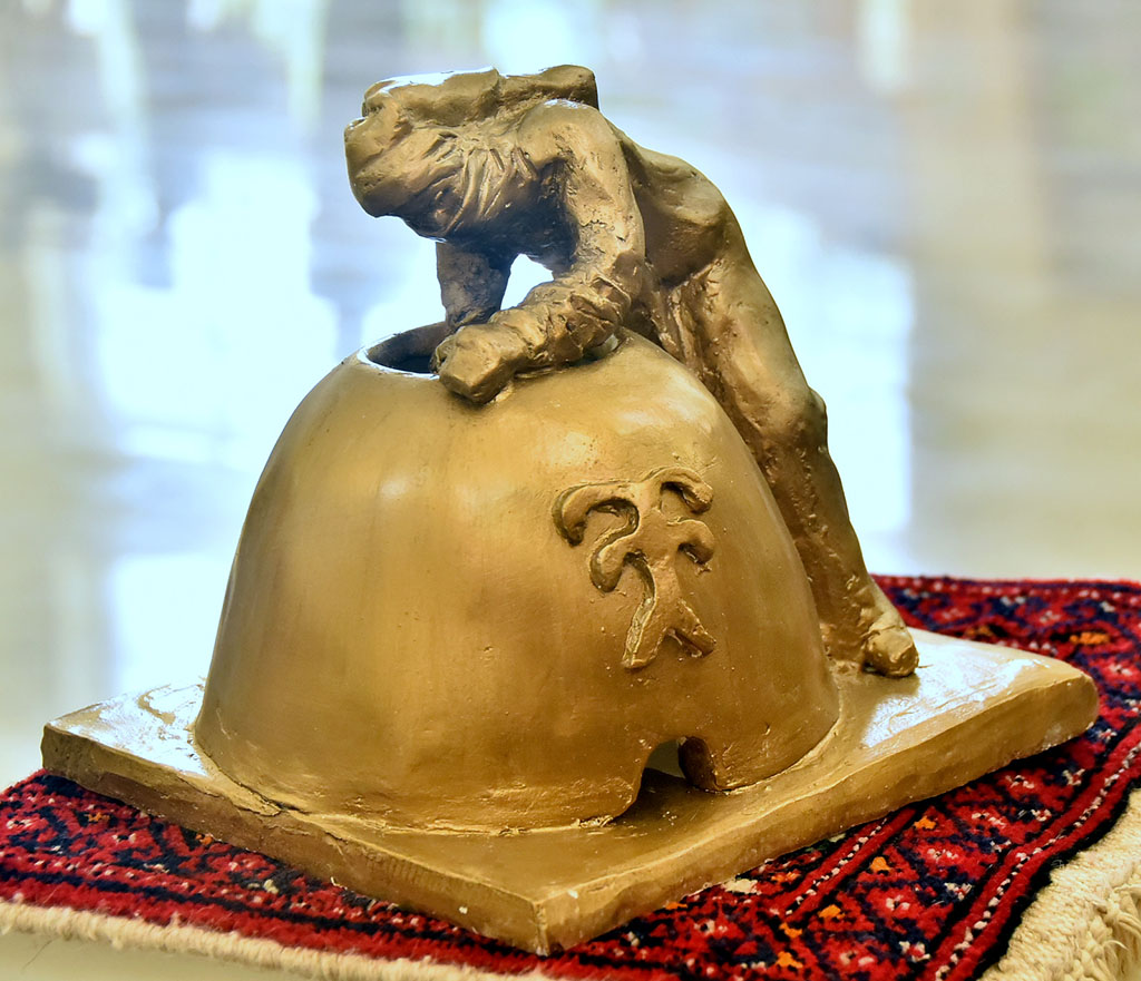 Çeperçilik mekdepleriniň okuwçylarynyň döredijiliginde paýtagtymyzyň waspy 