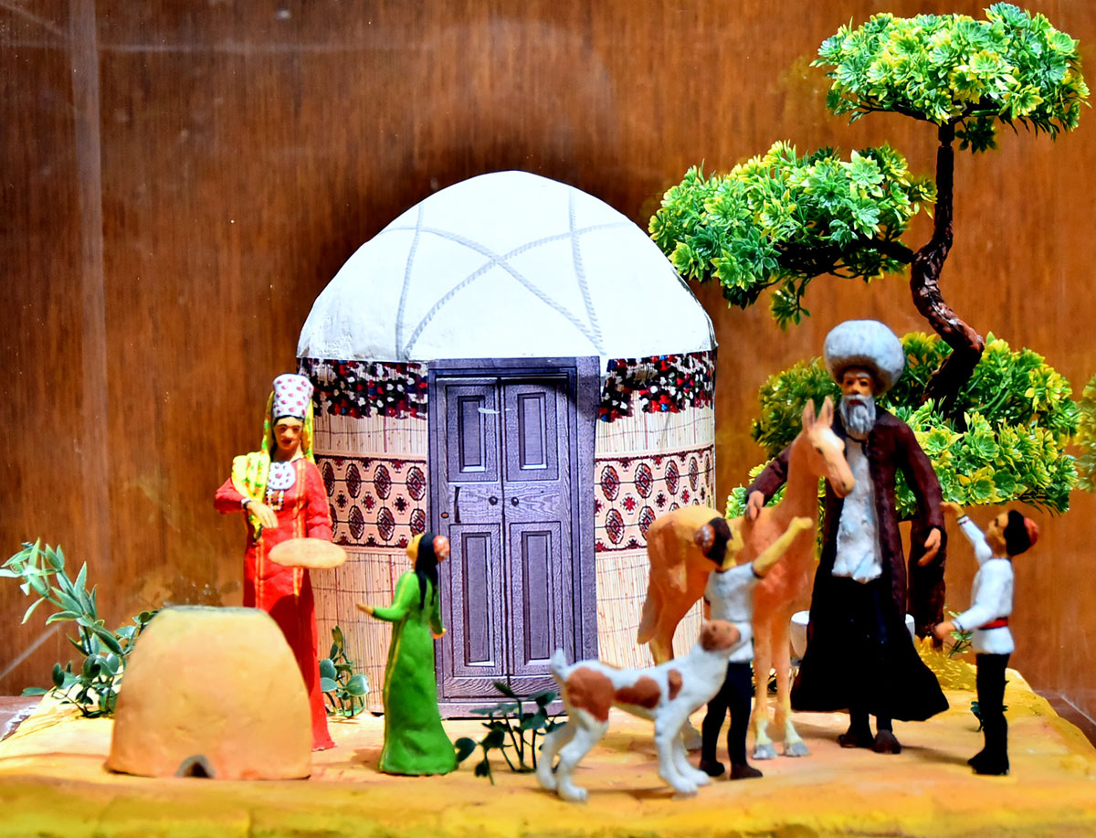 Выставка в Государственном музее: о детях и для детей 