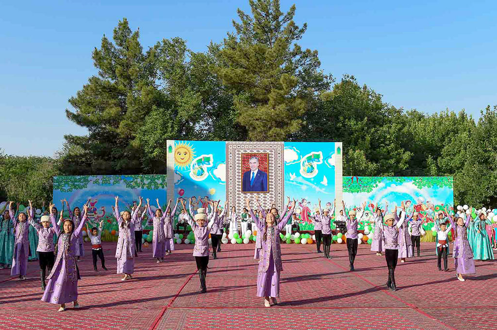 Summer holiday season is opened in children health improving centres of Gyokdere