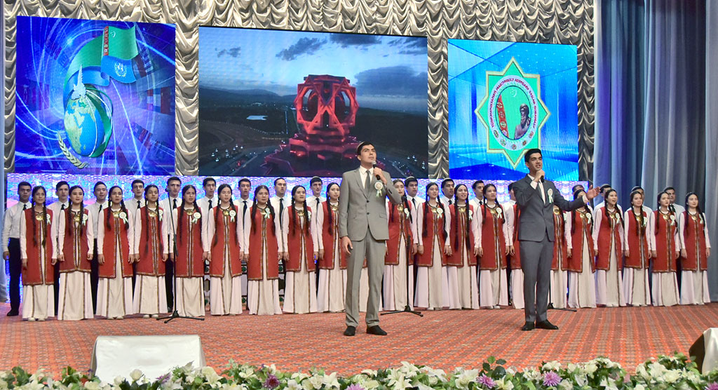 Aşgabatda talyplar döredijiliginiň festiwaly geçirildi