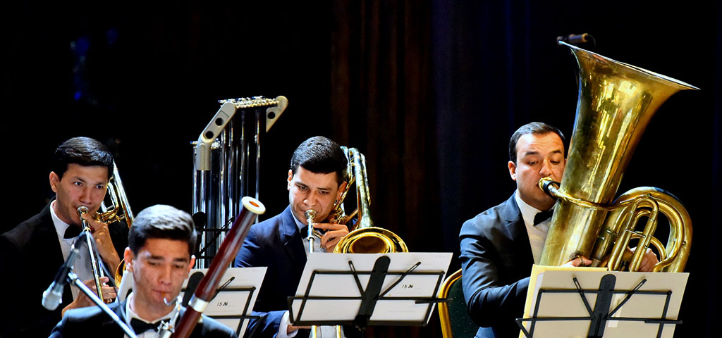 Disneýiň «Fantaziýasy» Resul Gylyjowyň simfoniki orkestriniň beýanynda	