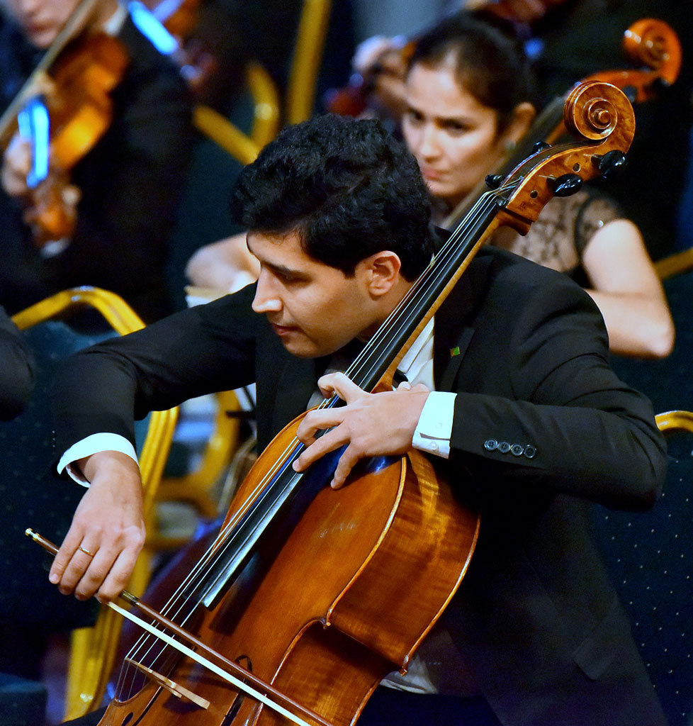 Disneýiň «Fantaziýasy» Resul Gylyjowyň simfoniki orkestriniň beýanynda	