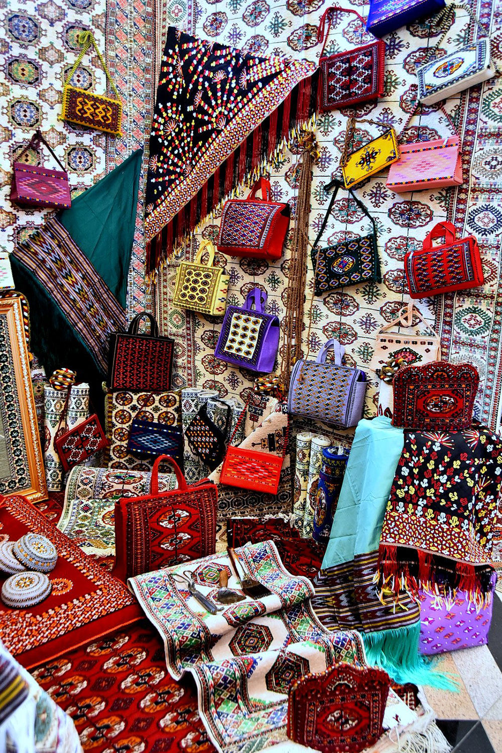 Древние традиции в современном обрамлении 