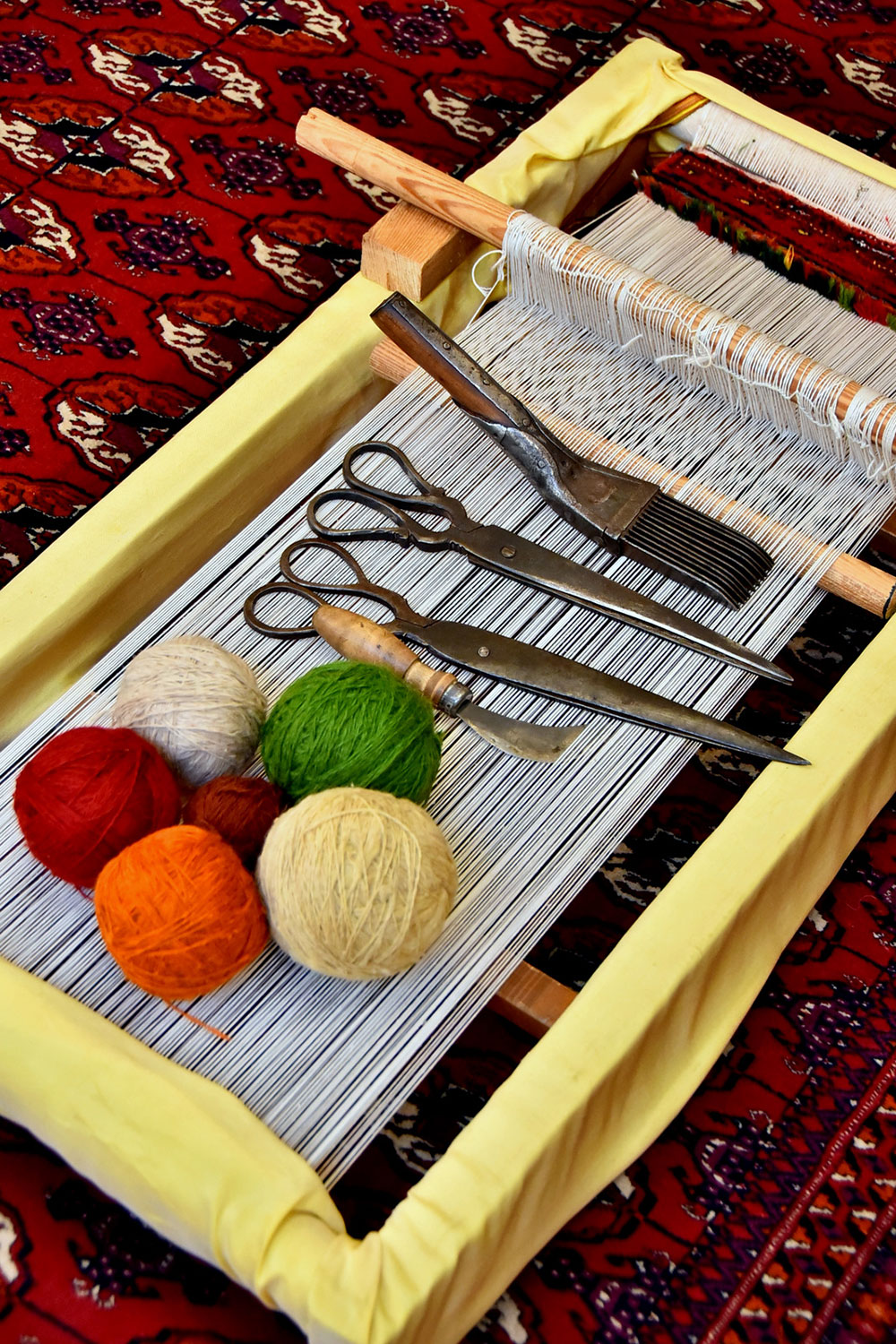 Ancient traditions in modern decoration