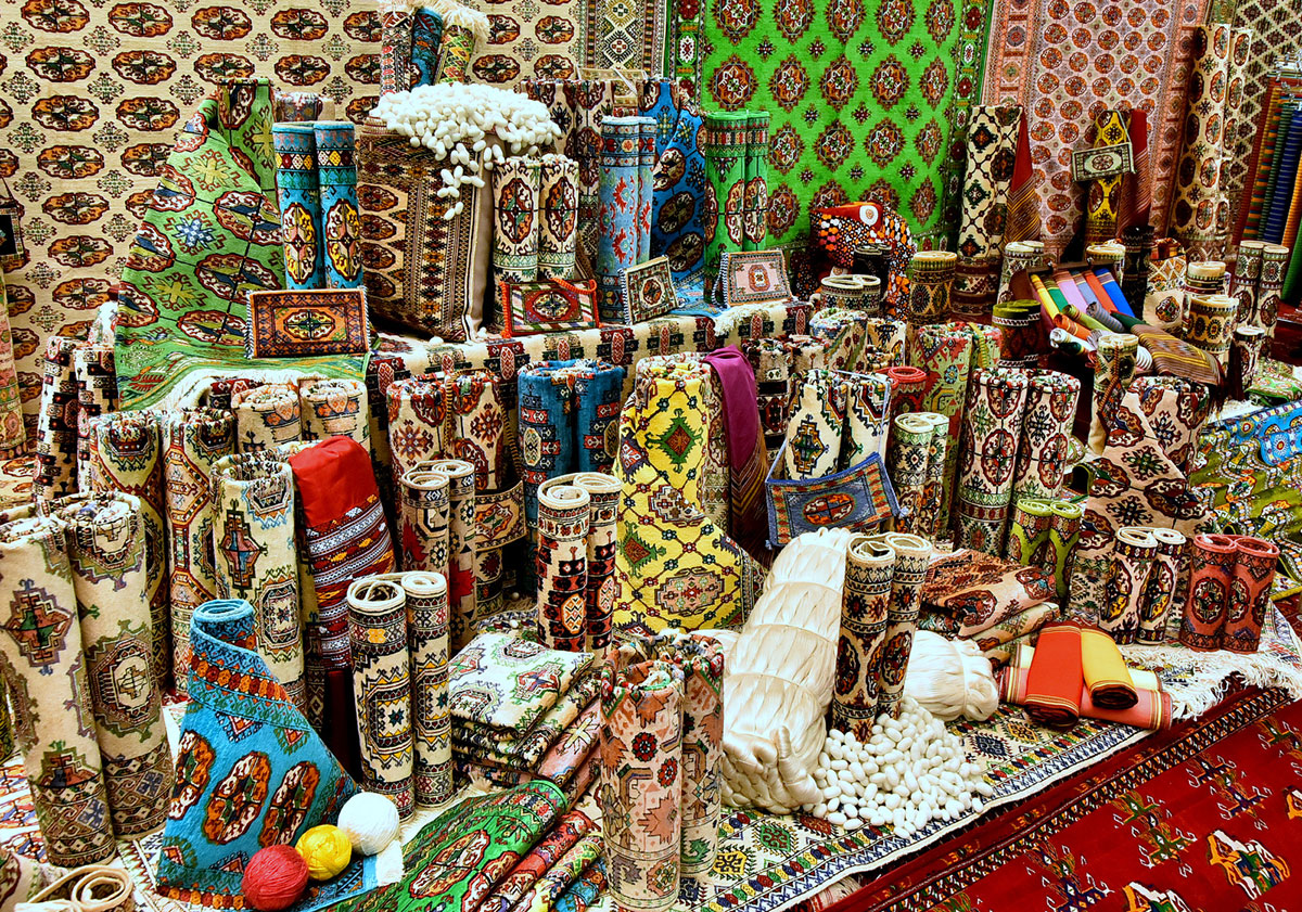 Ancient traditions in modern decoration