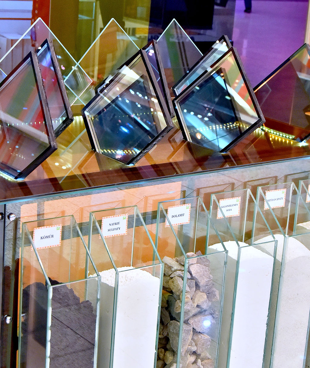 Construction sphere: Vectors of changes 