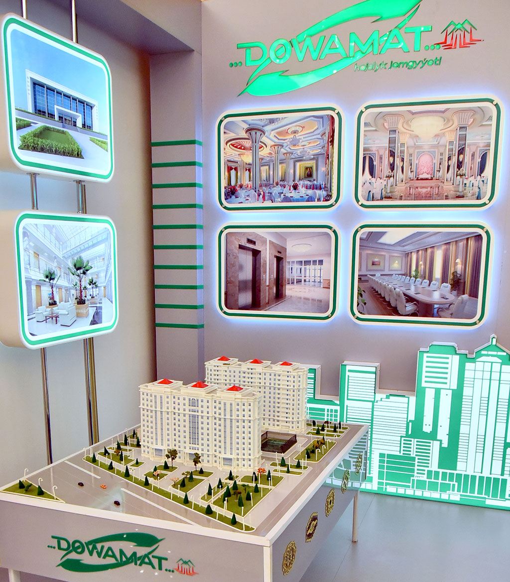 Construction sphere: Vectors of changes 