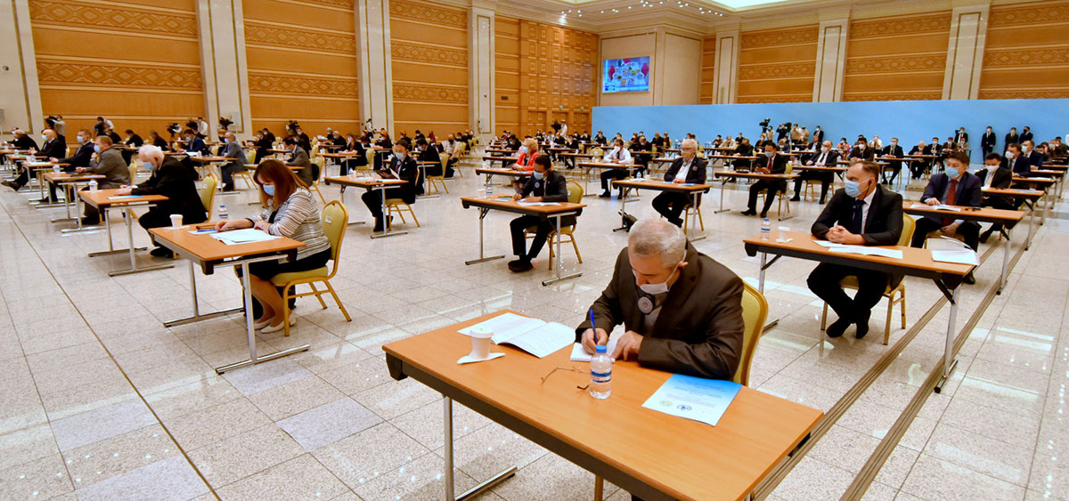 Experts of WHO sum up results of monitoring and give actual recommendations 