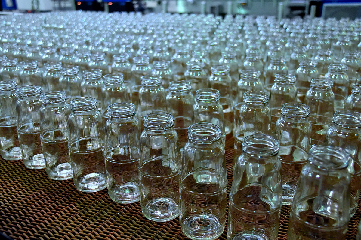 На предприятии «Türkmen aýna önümleri» освоен выпуск 35 видов стеклянной посуды