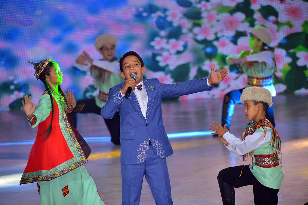 Çagalaryň “Garaşsyzlygyň merjen däneleri” bäsleşiginiň jemleýji konserti