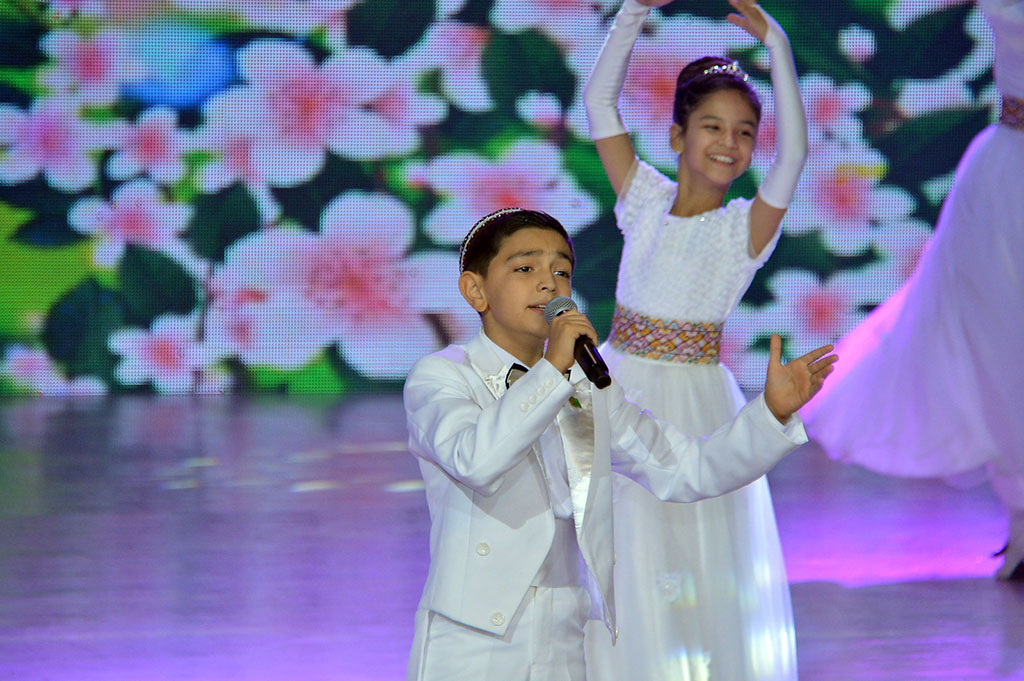 Çagalaryň “Garaşsyzlygyň merjen däneleri” bäsleşiginiň jemleýji konserti