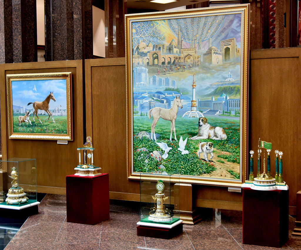 Türkmenistanyň Garaşsyzlyk baýramyna bagyşlanan sergi